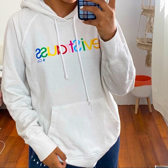 White Levi’s hoodie! - Picture 1 of 4
